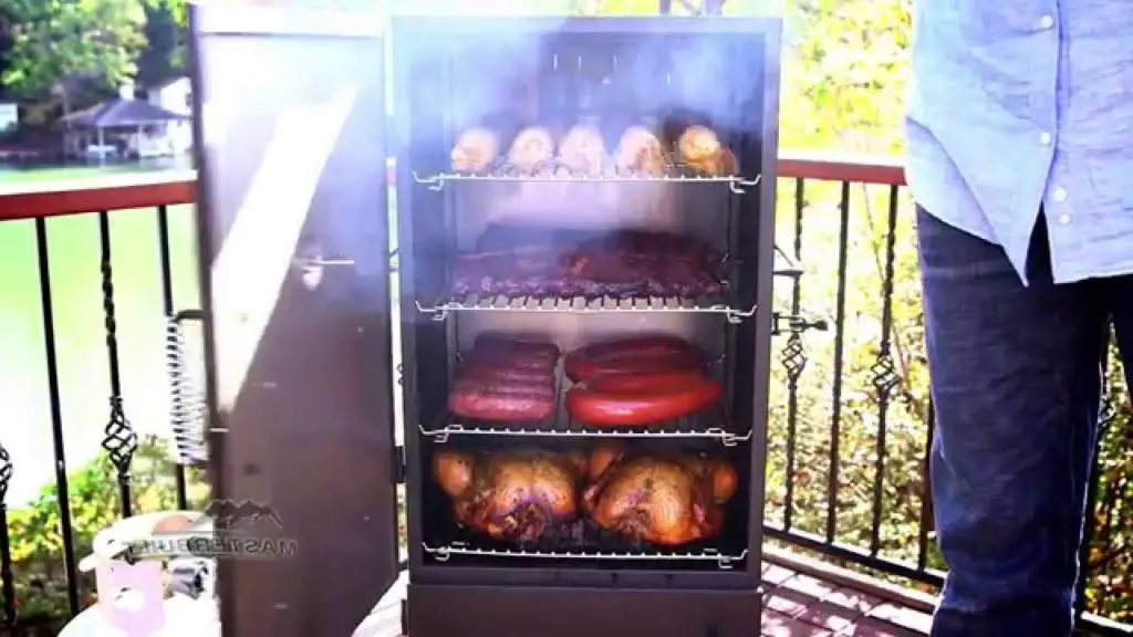 Review of the new Masterbuilt Propane Smoker.