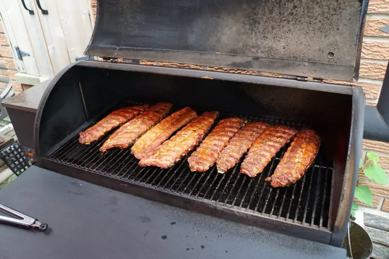 how to smoke ribs in a pellet smoker