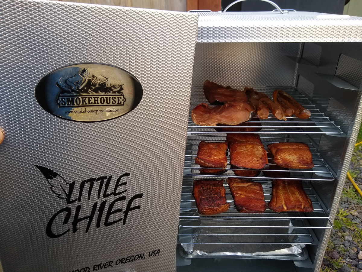 little Chief Smoker lil chief smoker review