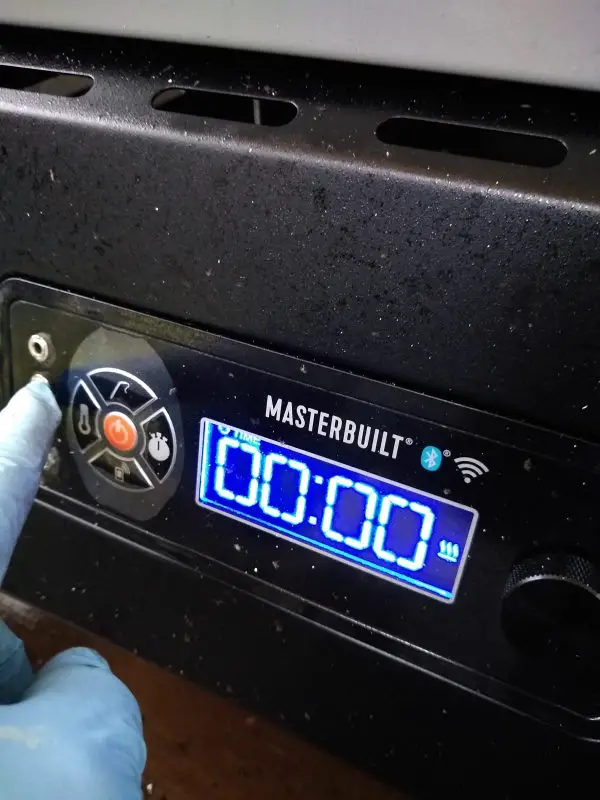 Masterbuilt 40-inch Digital Charcoal Smoker digital controls