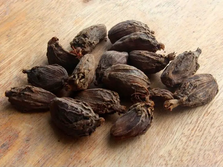 Black Cardamom