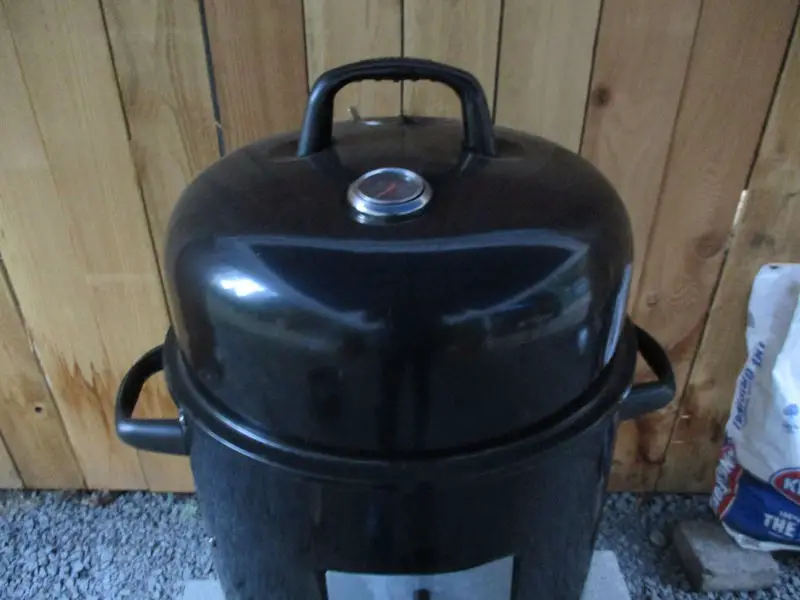 Closeup of the Masterbuilt Charcoal Bullet Smoker lid