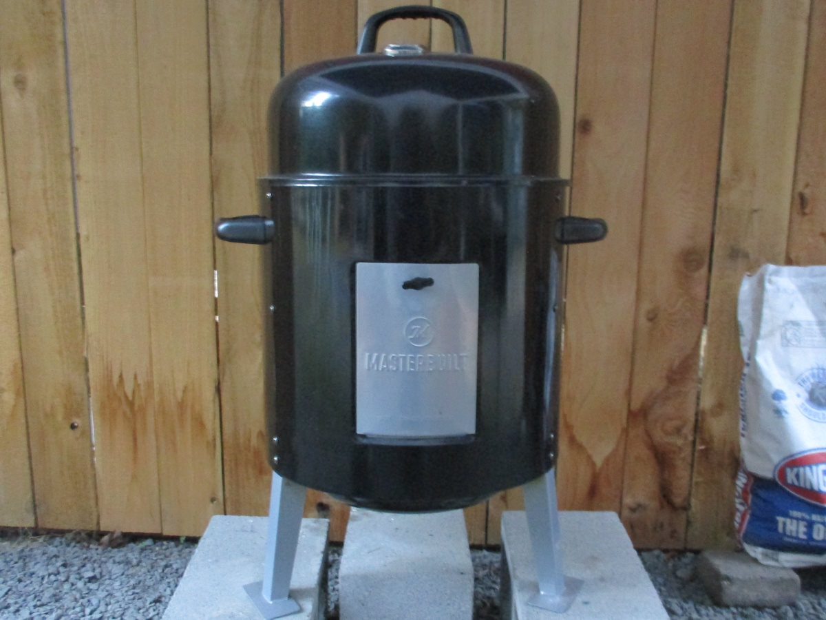 Review of Masterbuilt Charcoal Bullet Smoker