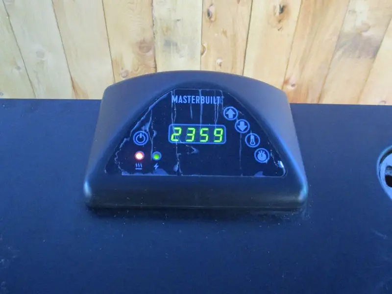 masterbuilt digital smoker controls