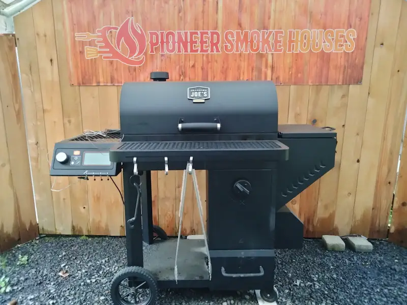 Maintaining Your Oklahoma Joe's Tahoma 900 Maintaining Your Oklahoma Joe's Tahoma 900