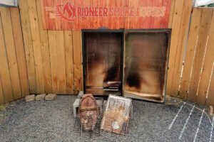 Masterbuilt Electric Smoker Cleaning Guide: Tips for Easy Maintenance